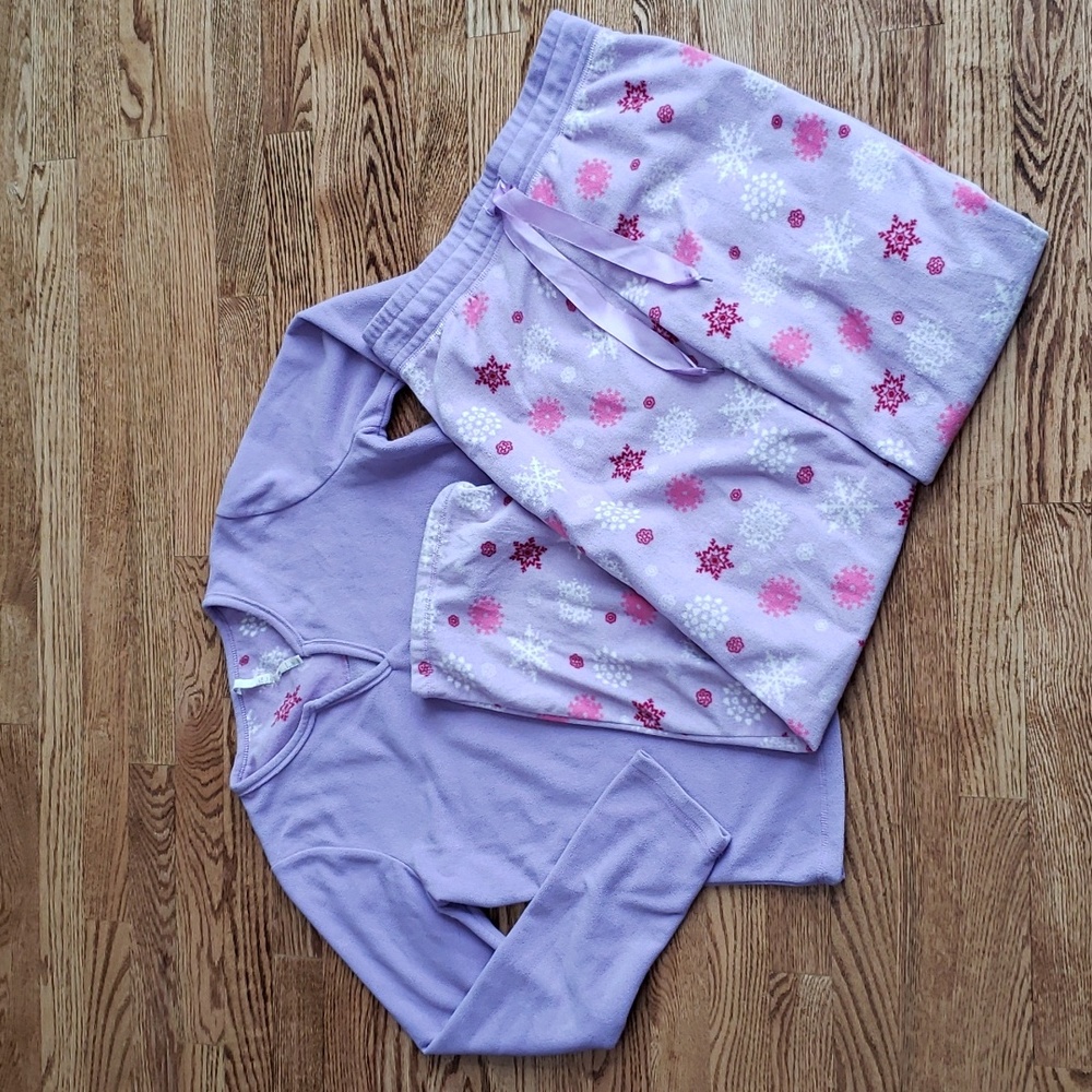 (S) Denver Hayes Fleece Matching Pajama Set Pastel Cozy Comfortable Sleepwear